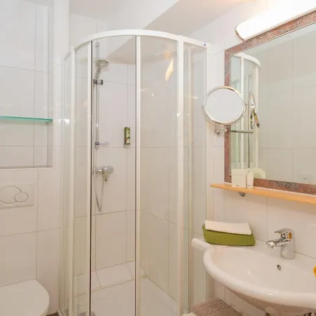 Schwaigerhof Hotel 4*