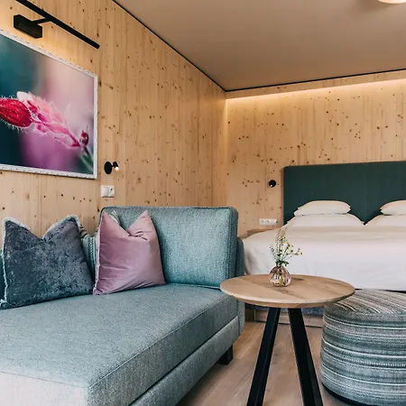 Schwaigerhof Hotel 4*